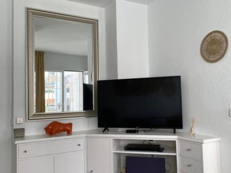 Belissimo Apartment 2 Bedrooms With Patio By Namaste Elite 토레몰리노스 외부 사진